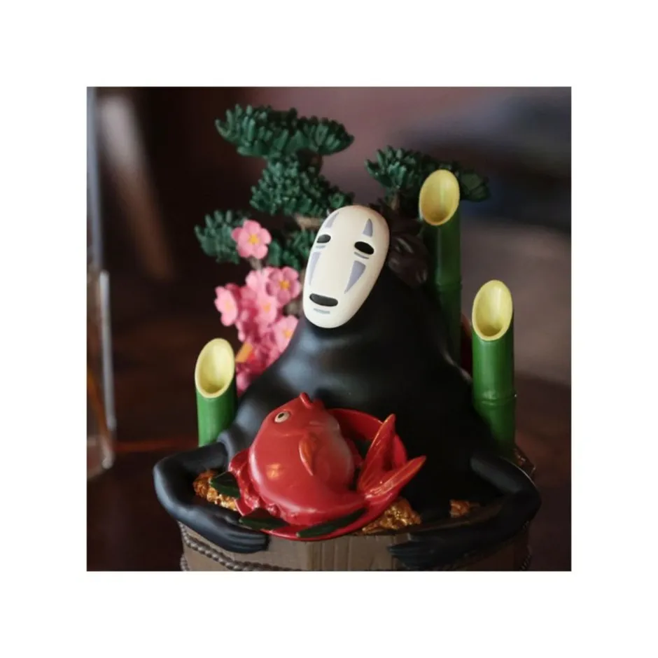 Maison Ghibli Decoration-Diorama No Face Golden Bucket & Bamboos - Spirited Away