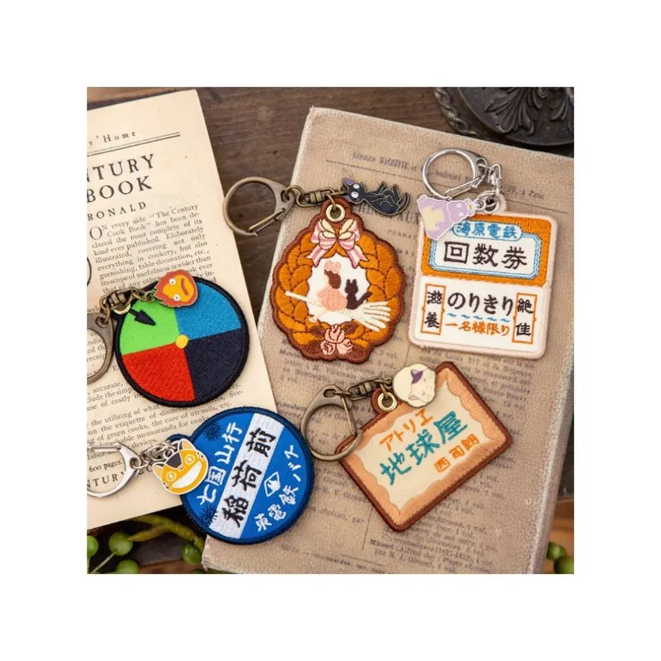 Maison Ghibli Keychains-Embroidery Keychain Wreath Of Bread - Kiki'S Delivery Service