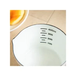 Maison Ghibli Kitchenware-Enamel Measuring Cup Soot Sprites 450Ml - My Neighbor Totoro