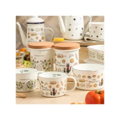 Maison Ghibli Kitchenware-Enamel Tea Pot Viennese Pastries 1,1L - Kiki'S Delivery Service