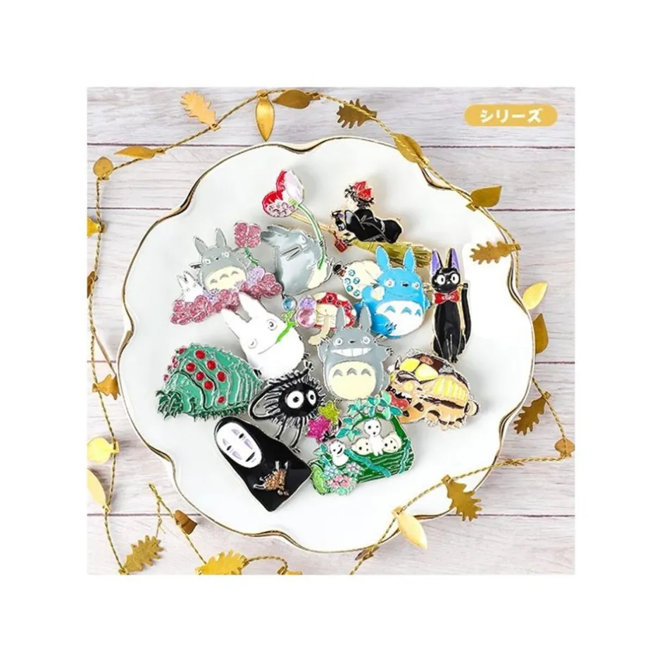 Maison Ghibli Pins-Metal Brooch Totoro Flower - My Neighbor Tororo