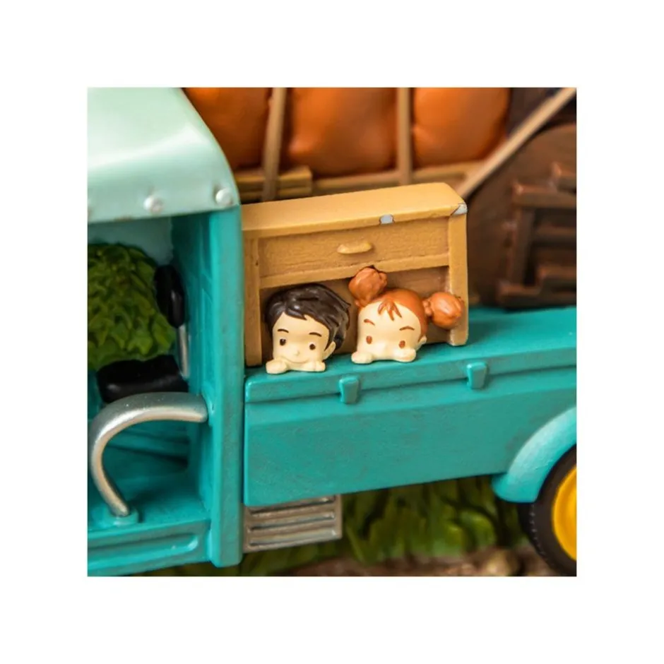 Maison Ghibli Decoration-Totoro Three-Wheeler Diorama & Calendar - My Neighbor Totoro